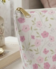 The Sweet Vine Pouch