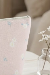The Daydream Daisy Pouch